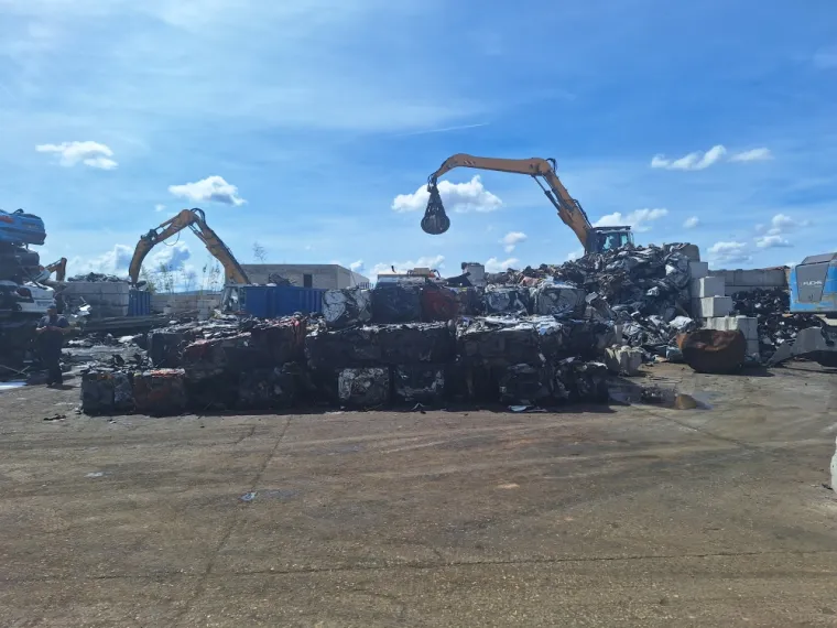 DESTRUCTION DES VEHICULES